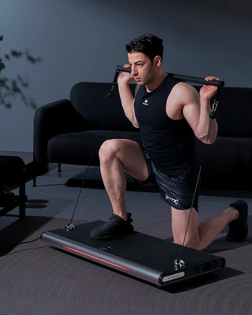 INNODIGYM P1 Max — kneeling press with long bar