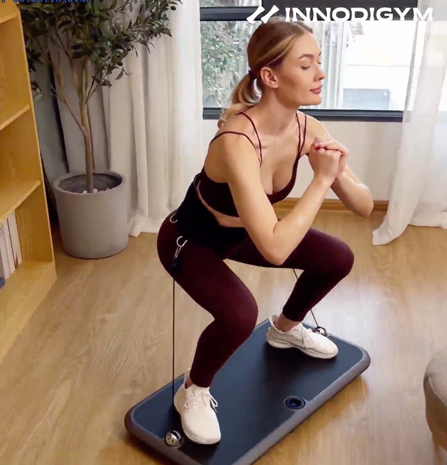 Exploring the Top Vitruvian Competitors in Smart Home Gyms