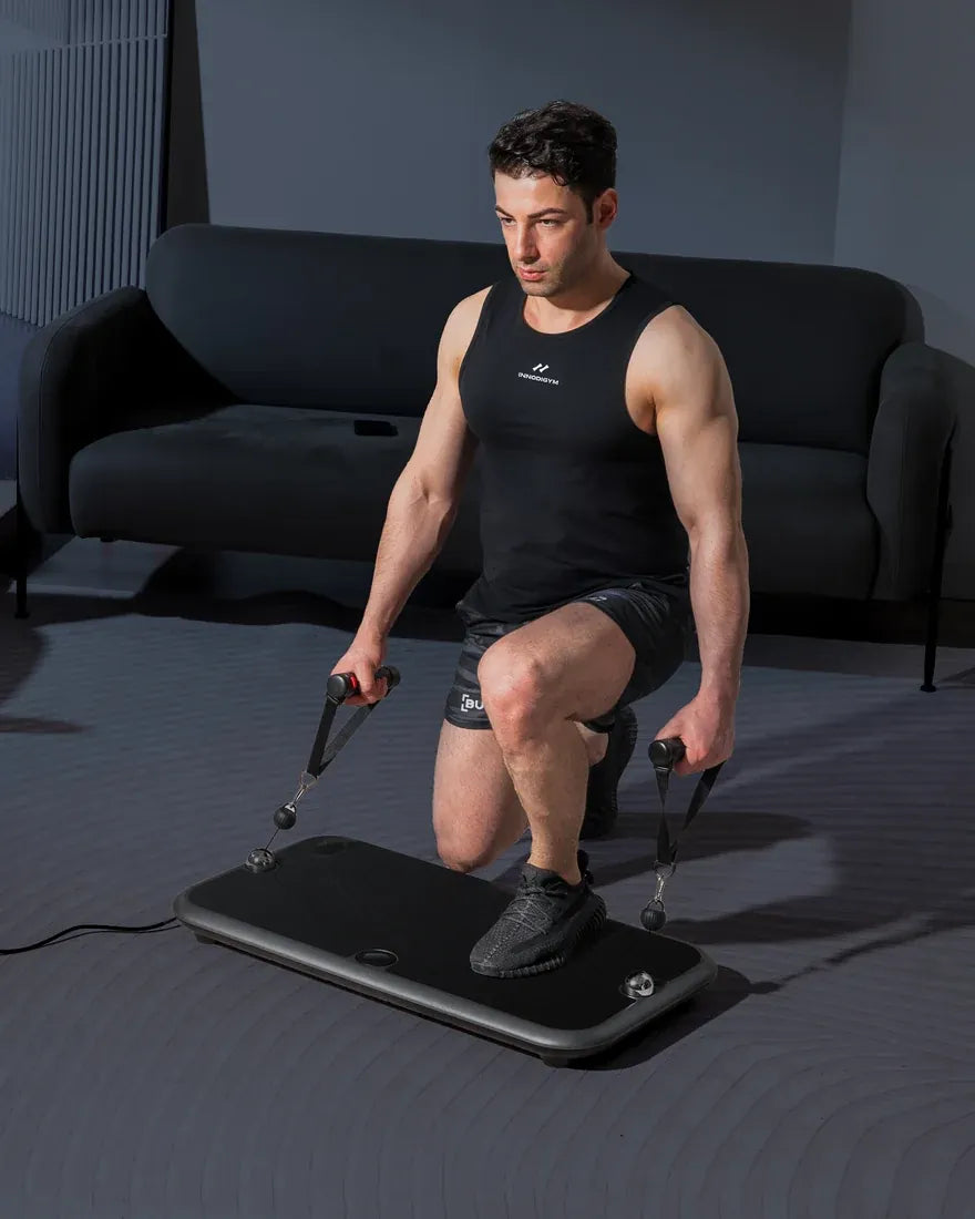 INNODIGYM P1 Plus — kneeling cable raise